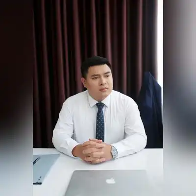 邬茜梧